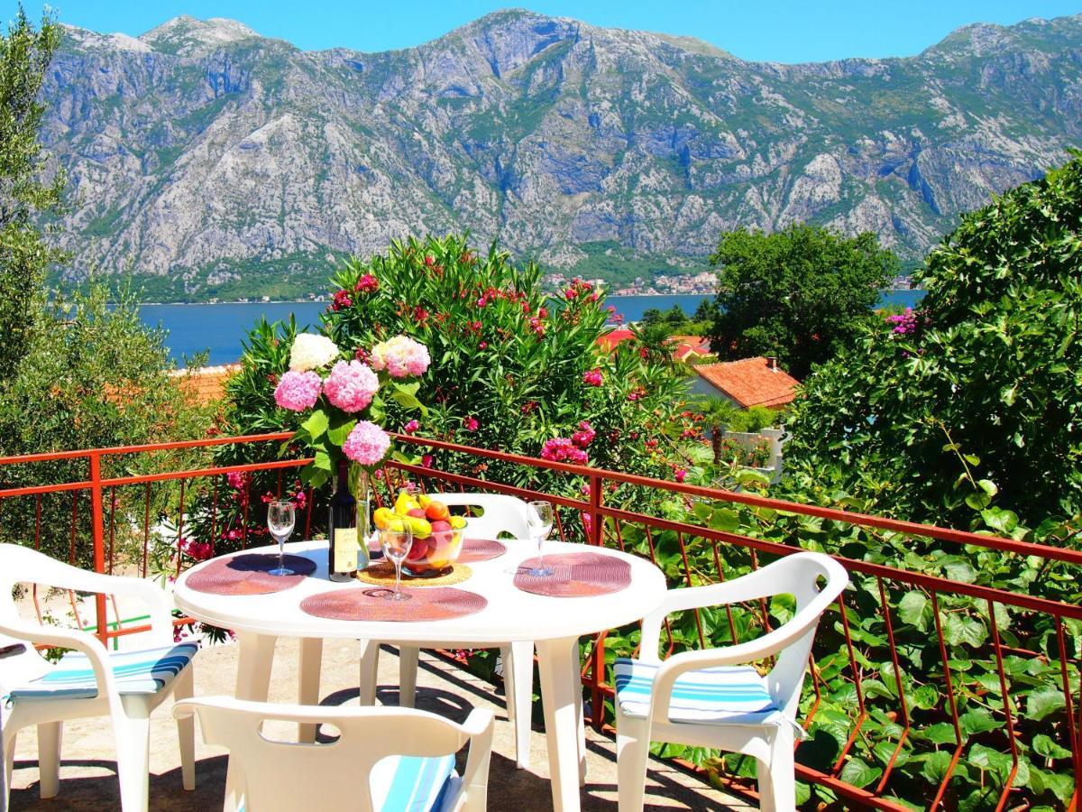 Holiday House In The Kotor Bay Экстерьер фото