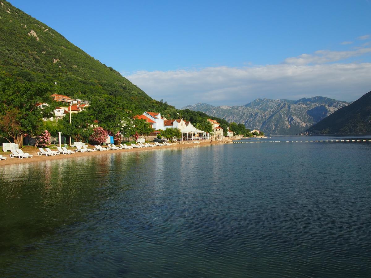 Holiday House In The Kotor Bay Экстерьер фото